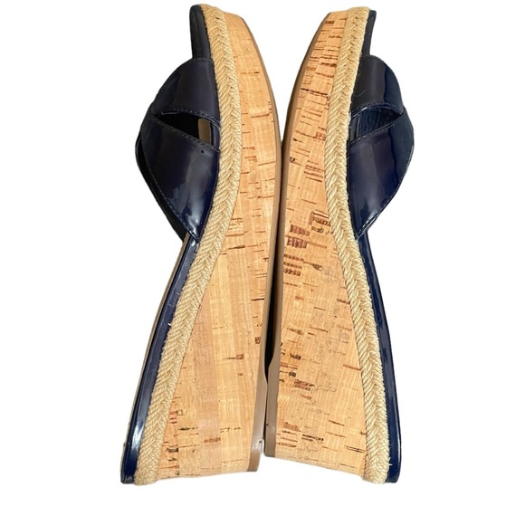 PRADA Platform Cork Wedge
Navy Blue Patent Leather
Sandals Sz EU 37.5 US 7.5 - Picture 9 of 15